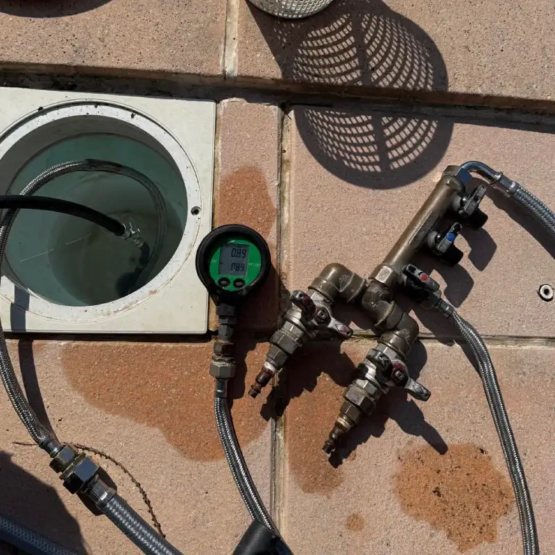 Société de détection de fuites piscine dans le Gard 2 detection fuites piscine gard detect eau fuites test pression