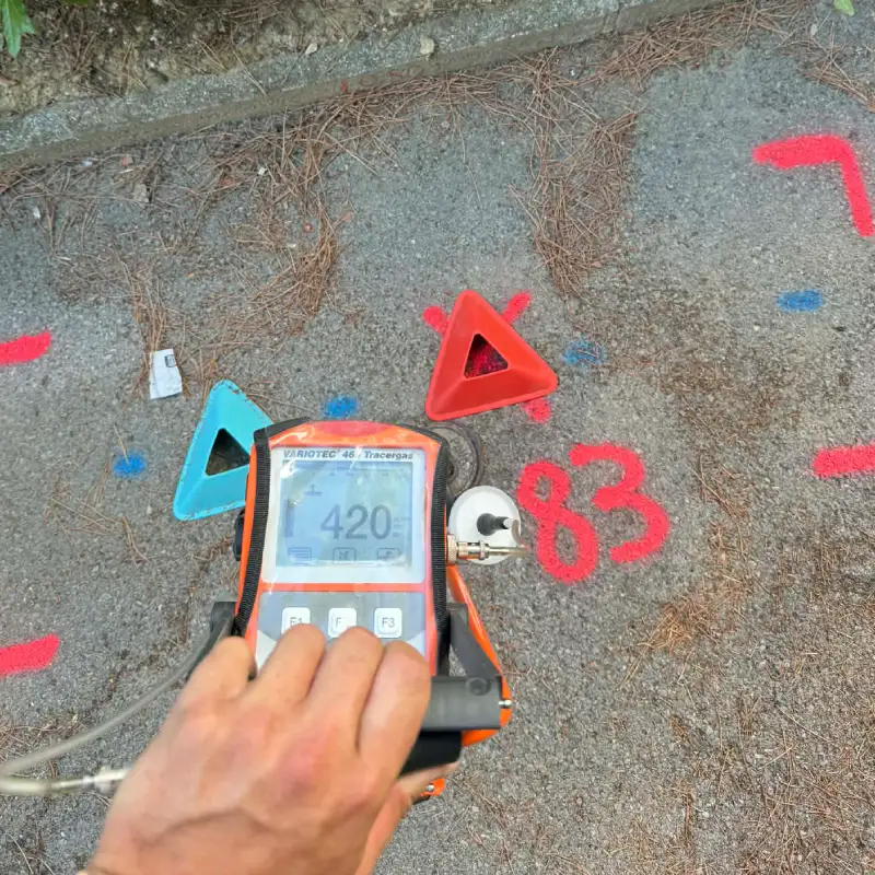Fuite sur une canalisation extérieure à Nîmes 2 recherche fuite canalisation exterieure detect eau fuites